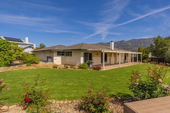 Foto del edificio - 425 Stuart Ct