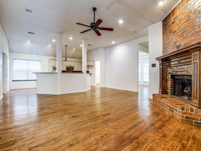 Foto del edificio - 4806 Highlands Dr