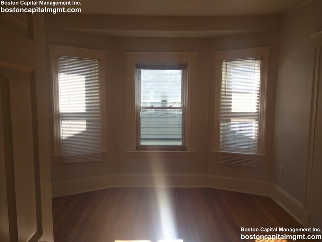 Foto del edificio - 55 Moreland St