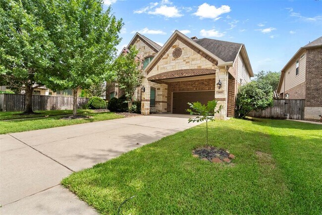 Foto del edificio - 28211 Green Forest Bluff Trail