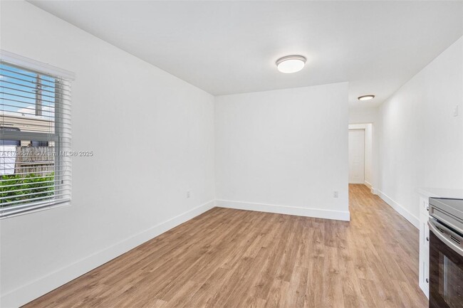 Foto del edificio - 5931 SW 64th St