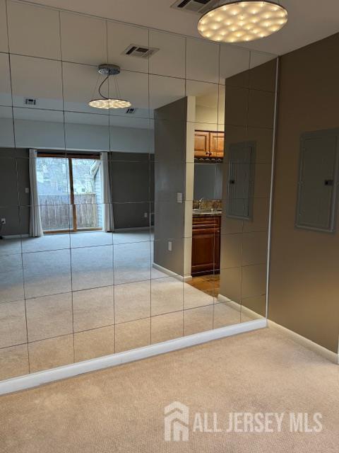 Foto del edificio - 1608 Ravens Crest Dr