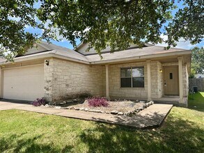 Building Photo - 112 Cowboy Cove