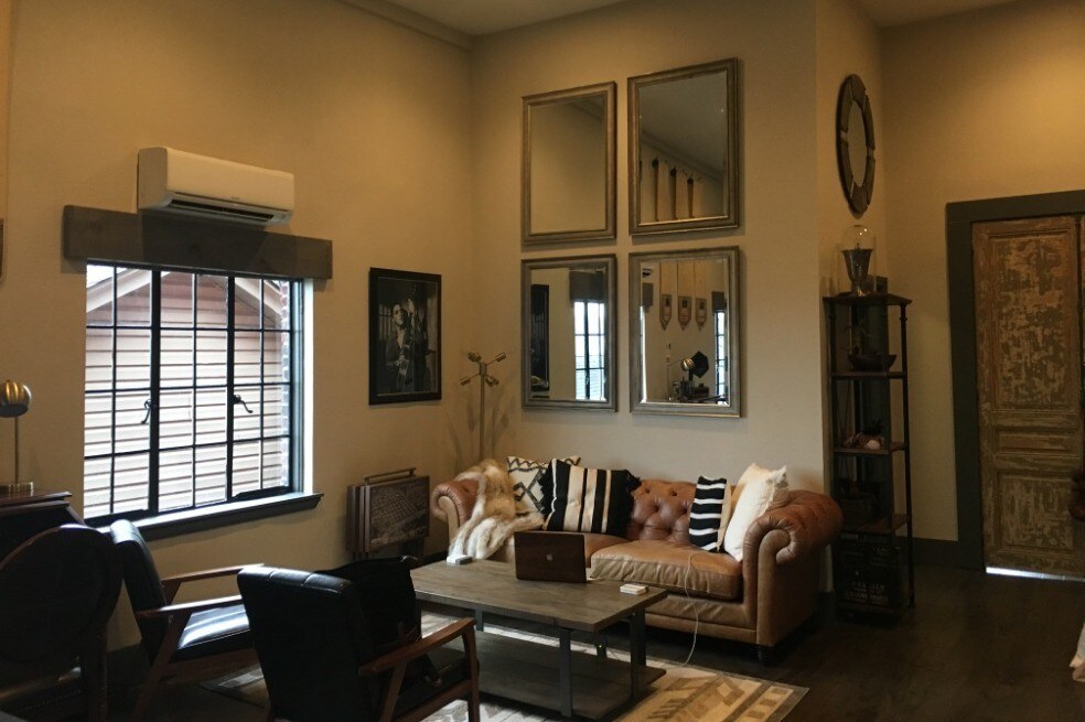 Primary Photo - 614 W Hill Ave