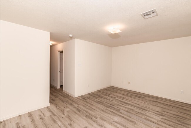 Foto del edificio - 5735 Post Oak Manor Dr