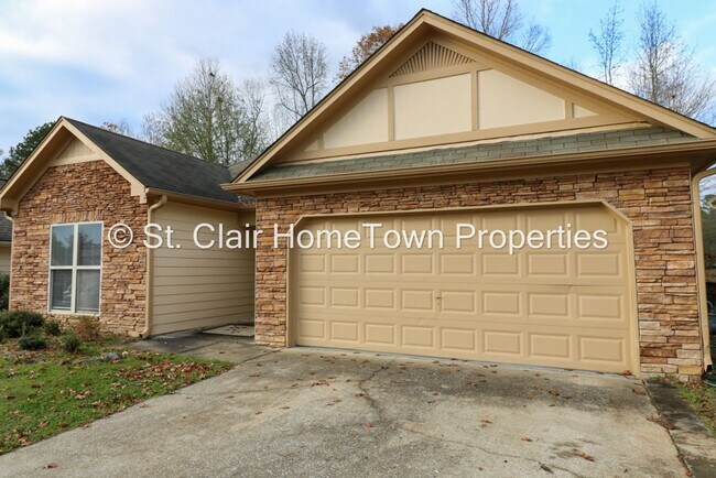 Foto del edificio - Family Home in Fox Hollow