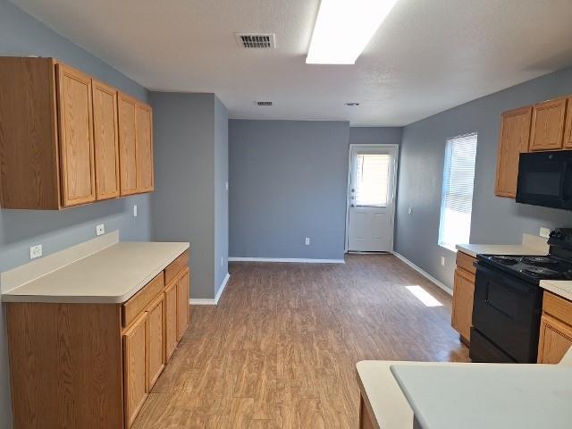 Building Photo - 2022 Angel Way