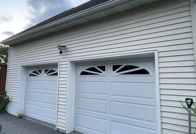 Building Photo - 142 Laroe Rd