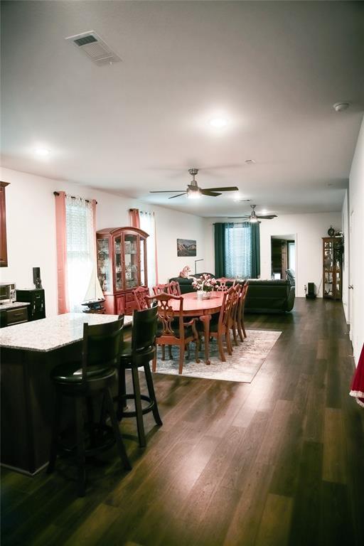 Foto del edificio - 103 Ashwood Glade Dr