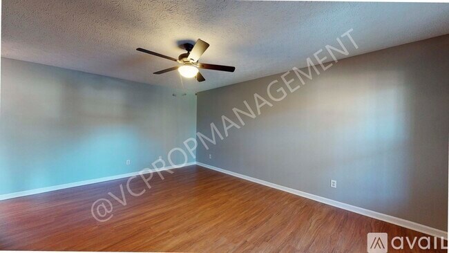 Foto del edificio - 8038 Colquitt St