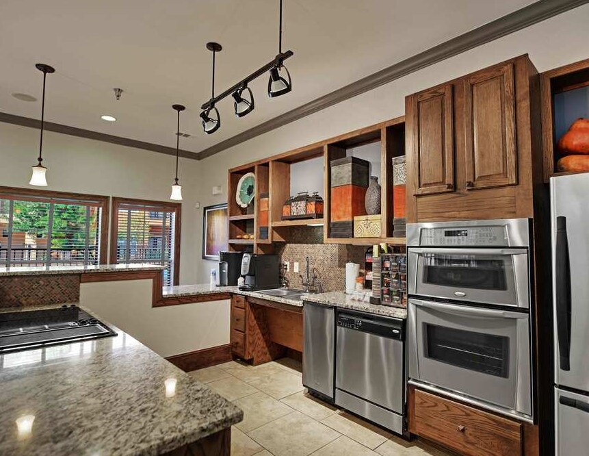 Foto principal - 12601 Galleria Cir