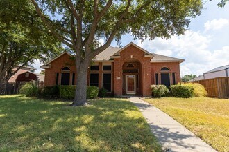 Building Photo - 7414 Westhaven Dr