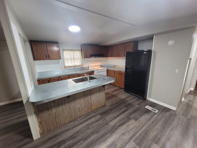 Building Photo - 7530 KY-1247