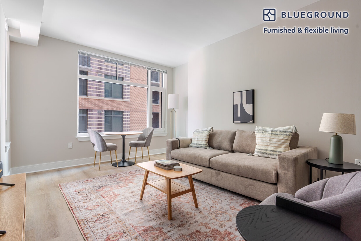 Foto principal - 4924 St Elmo Ave
