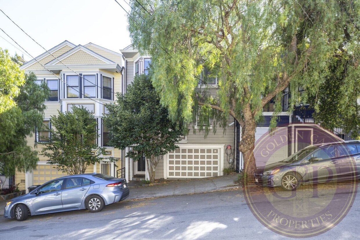Foto principal - Noe Valley - 4 BR, 3 BA Condo 2,326 Sq. Ft. - 3D Virtual Tour, Roof Deck, Parking and Storage