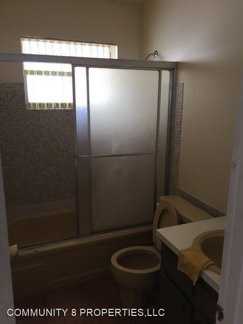 Building Photo - 3 br, 2 bath House - 7480 SW 10 CT #201A