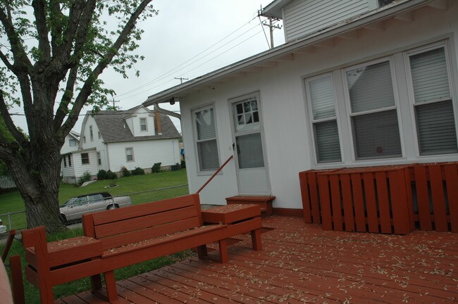 Building Photo - 1490 Kenny Rd