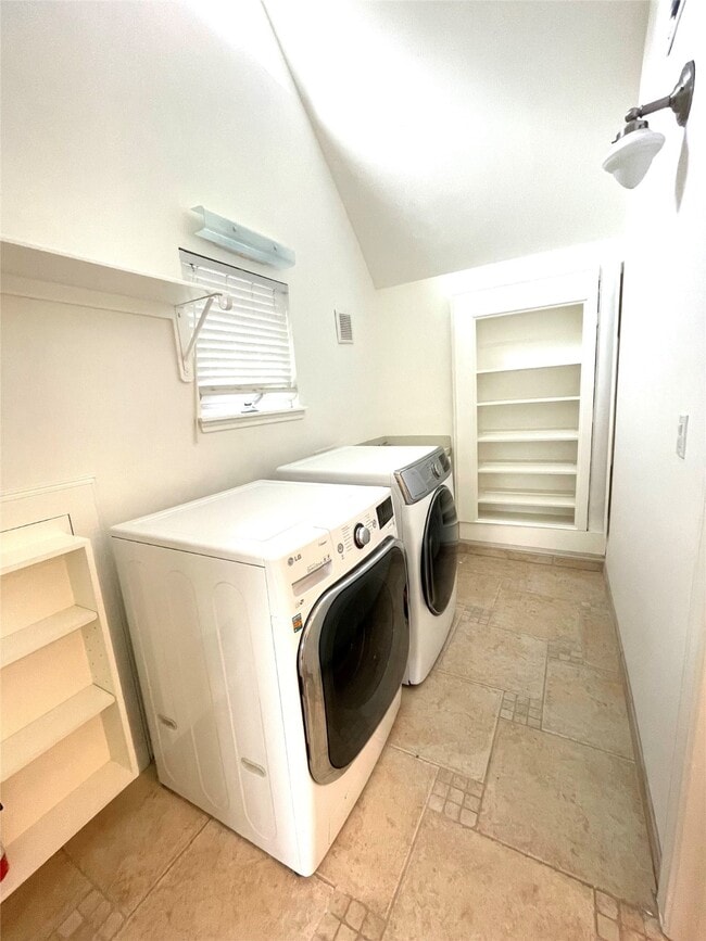 Building Photo - 4334 Jefferson St