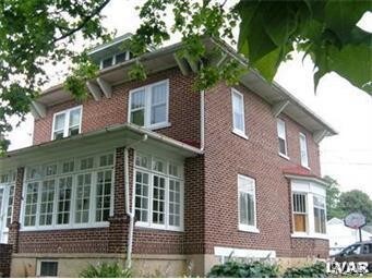 Building Photo - 2029 W Highland St
