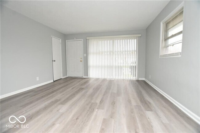 Foto del edificio - 5820 E 40th St