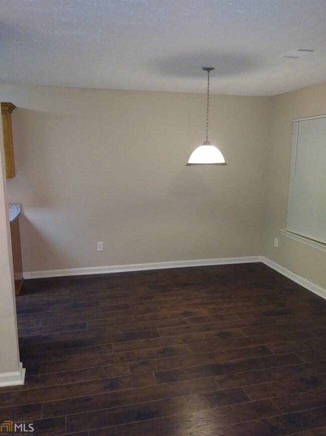 Building Photo - 2960 Vining Ridge Ln