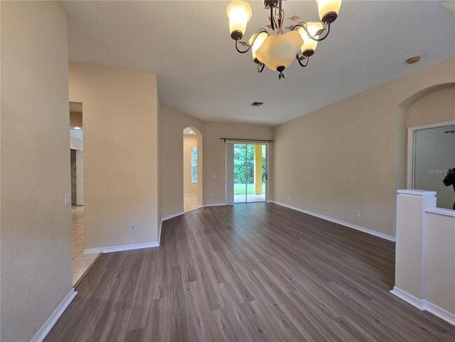 Building Photo - 12825 Castlemaine Dr