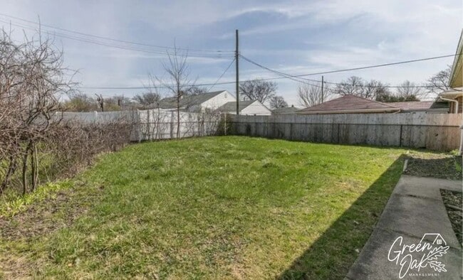 Foto del edificio - 19201 Hathaway Ln