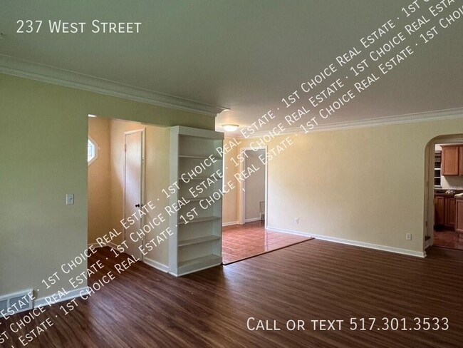 Building Photo - 237 West St
