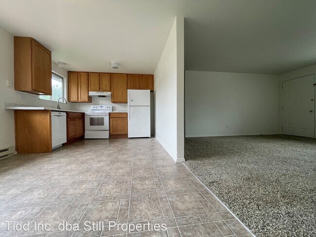 Building Photo - 3 br, 1.5 bath House - 114 Whitebirch Place