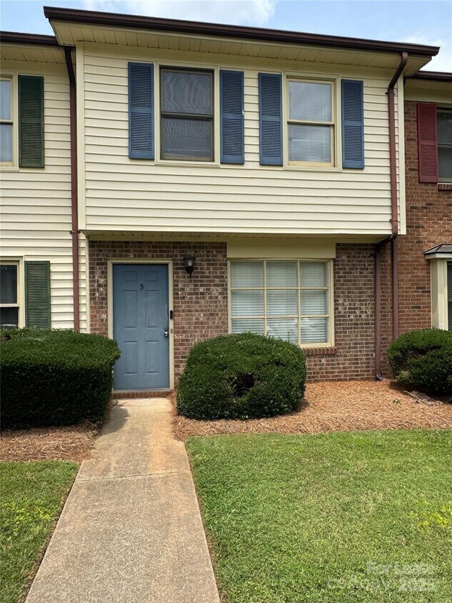Foto principal - 1109 Keswick Pl