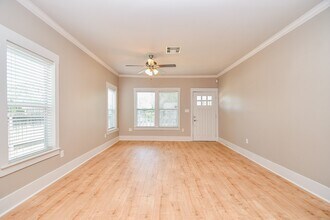 Building Photo - 1307 Walton St