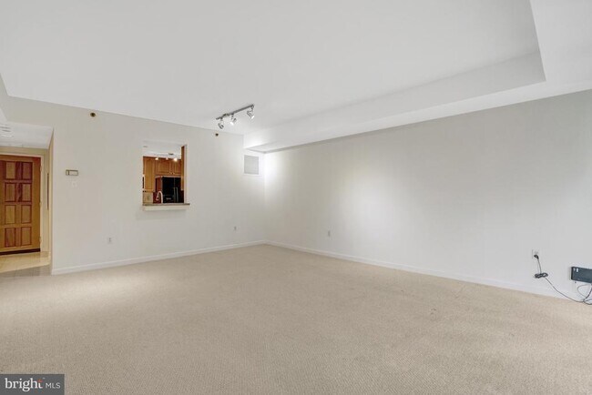 Foto del edificio - 1530 Key Blvd