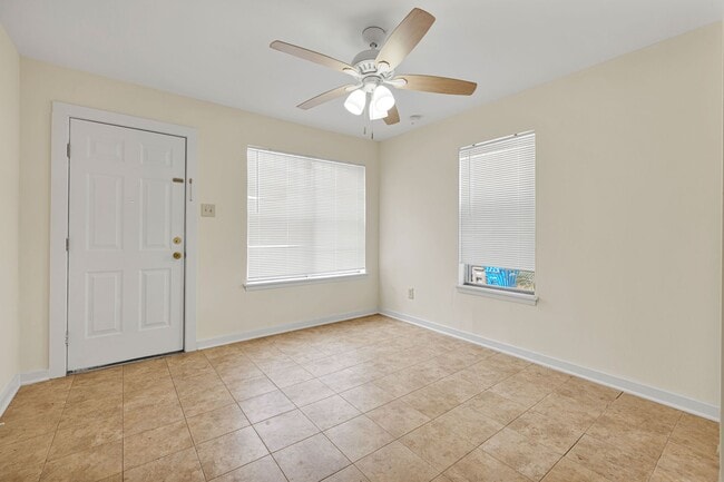 Building Photo - Lovely 3/2 in Southside SA for Rent!