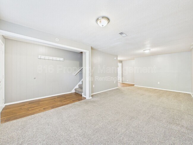 Building Photo - 7156 Woodson Rd