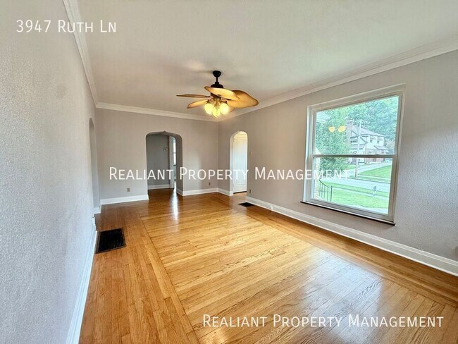 Foto del edificio - 3947 Ruth Ln