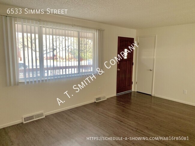 Foto del edificio - 6533 Simms St
