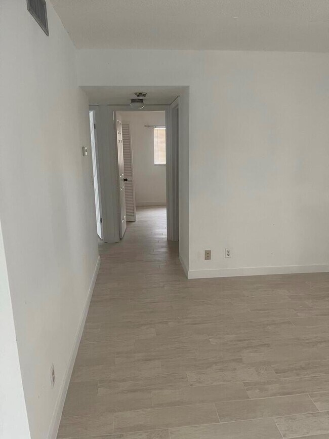 Foto del edificio - 4259 Oak Terrace Dr