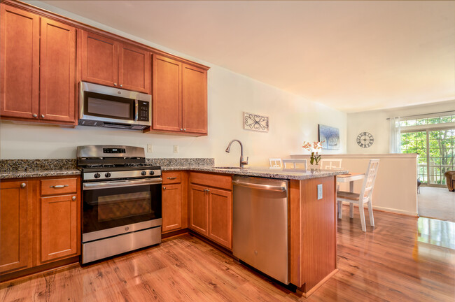 2 BR Cypress Kitchen - Heritage Greene