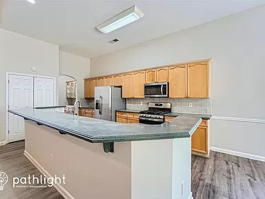 Building Photo - 4153 Ashland Cir