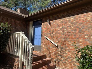 Building Photo - 5500 Fortunes Ridge Dr