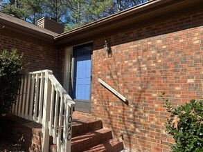 Building Photo - 5500 Fortunes Ridge Dr