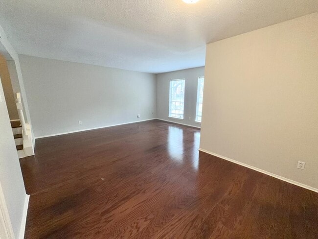 Building Photo - 12959 Trail Hollow Dr