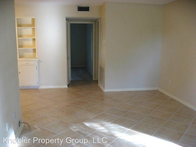 Building Photo - 4728 McKinney Ave