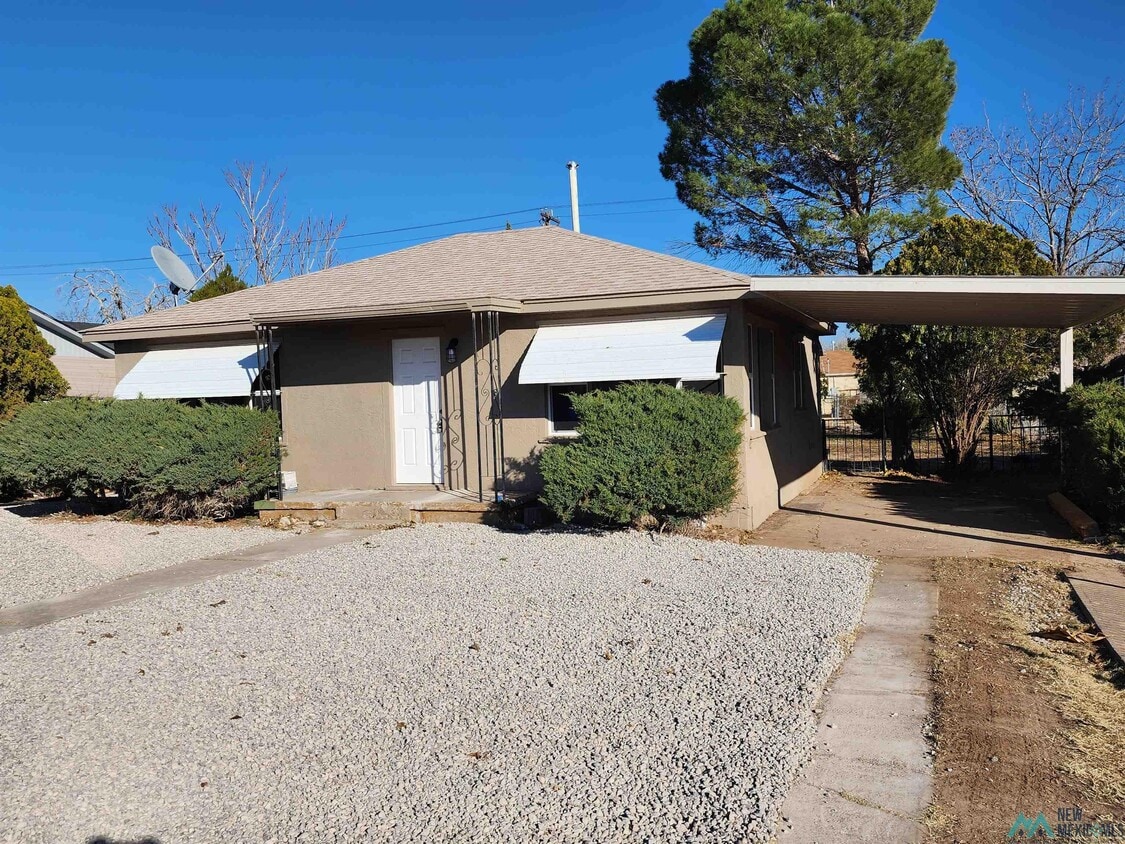 1605 N Delaware Ave, Roswell, NM 88201 House Rental in Roswell, NM