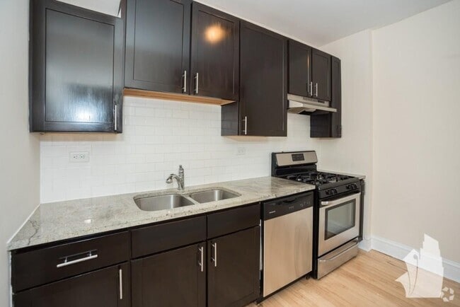 Building Photo - 5208 N Leavitt St