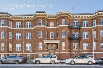 Building Photo - 205 E 30th St