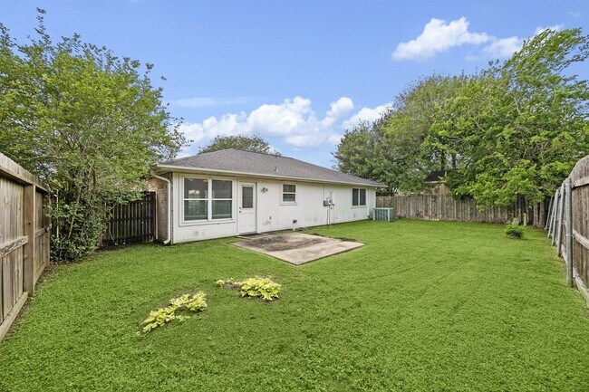 Foto del edificio - 6907 Grant Dr