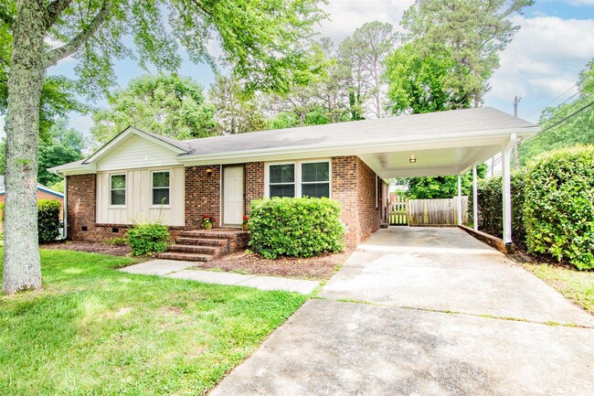 Building Photo - 1453 Fox Run Dr