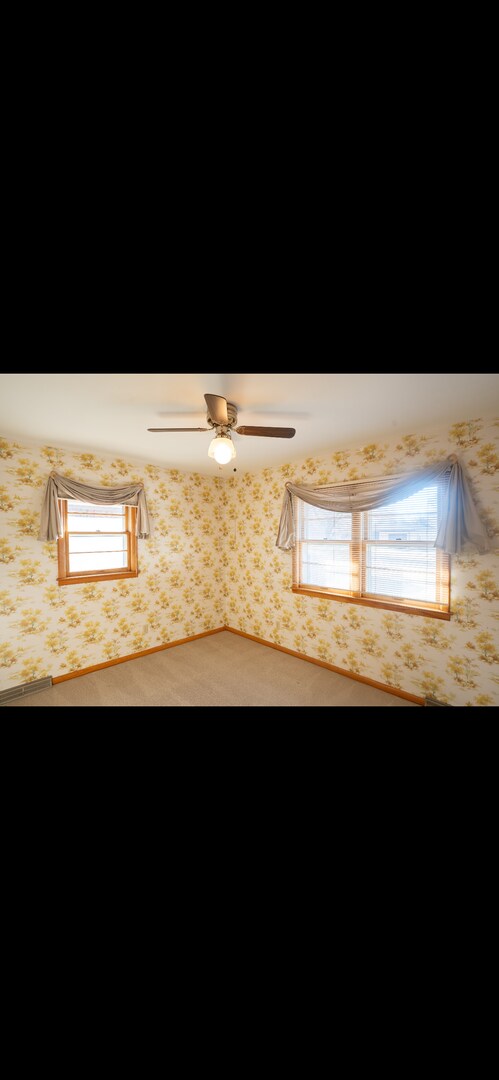 Building Photo - Charming 3 bedroom 1.5 bathroom house in SE Wichita!