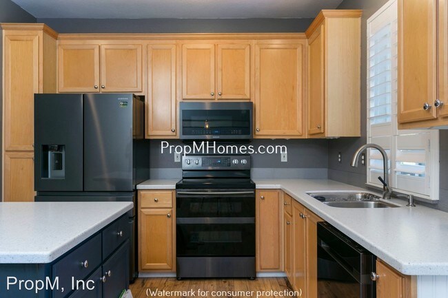 Building Photo - 3 br, 2.5 bath House - 13101 SW Brianne Way